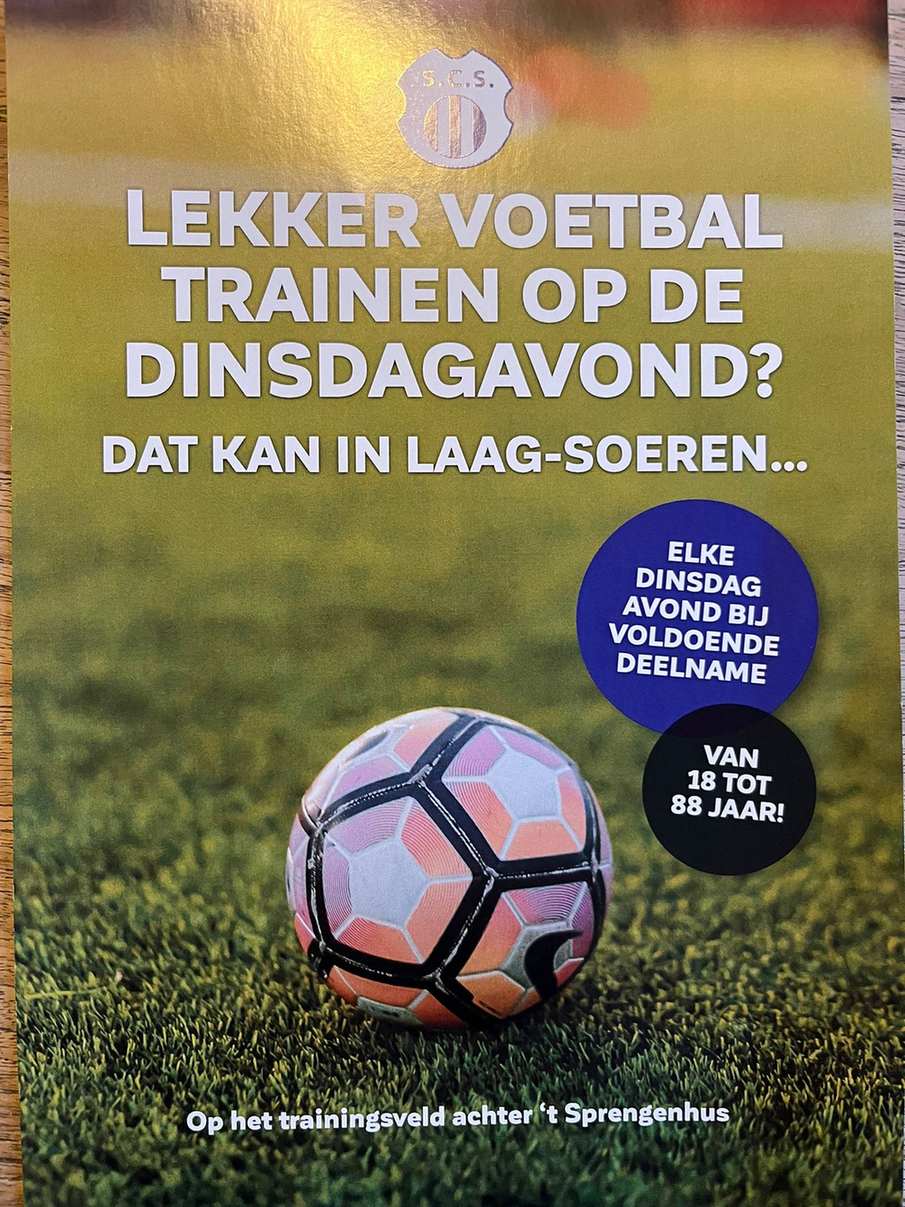 Voetbal trainen elke dinsdagavond
